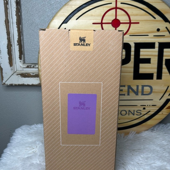 Stanley The Quencher H2.0 40 oz Flowstate Tumbler in Purple - Picture 4 of 4